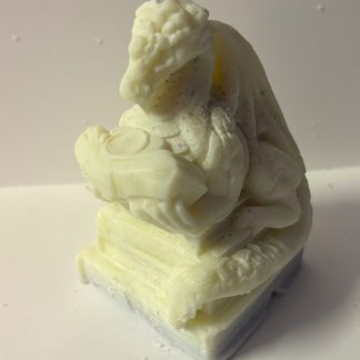 Unscented reading dragon candle