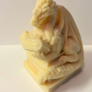 Cinnamon dragon candle